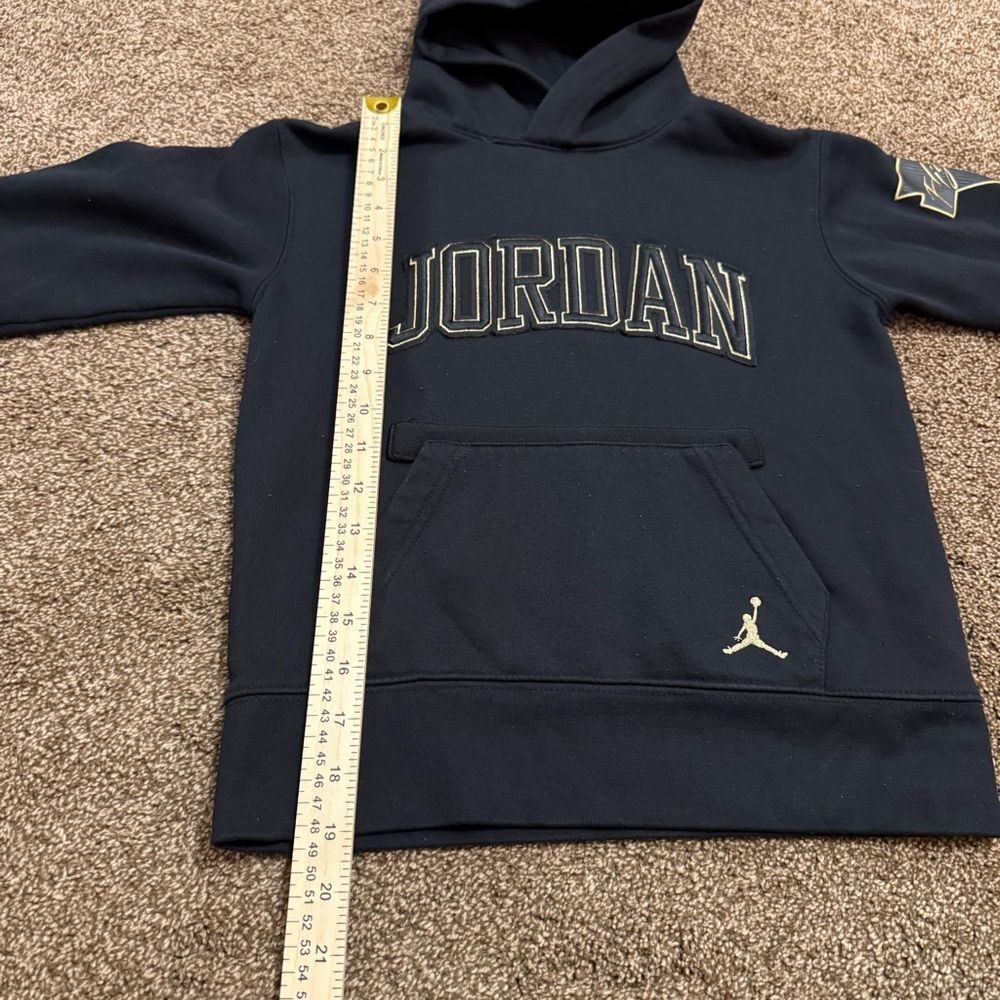 Jordan Boys Hoodie Youth Small 8–10 Black Pullover Jumpman Take Flight Patches - Picture 6 of 7